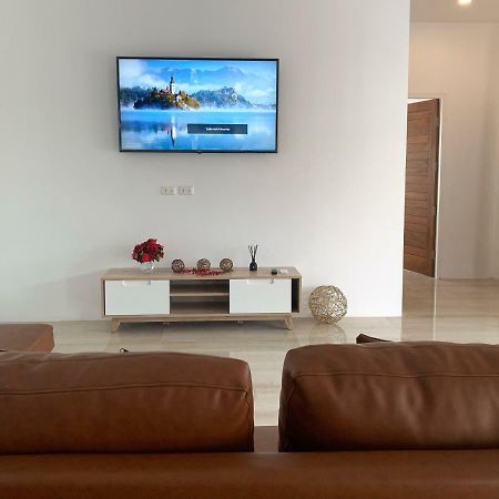Private New Pool Villa Near Laguna Plaja Bang Tao Exterior foto